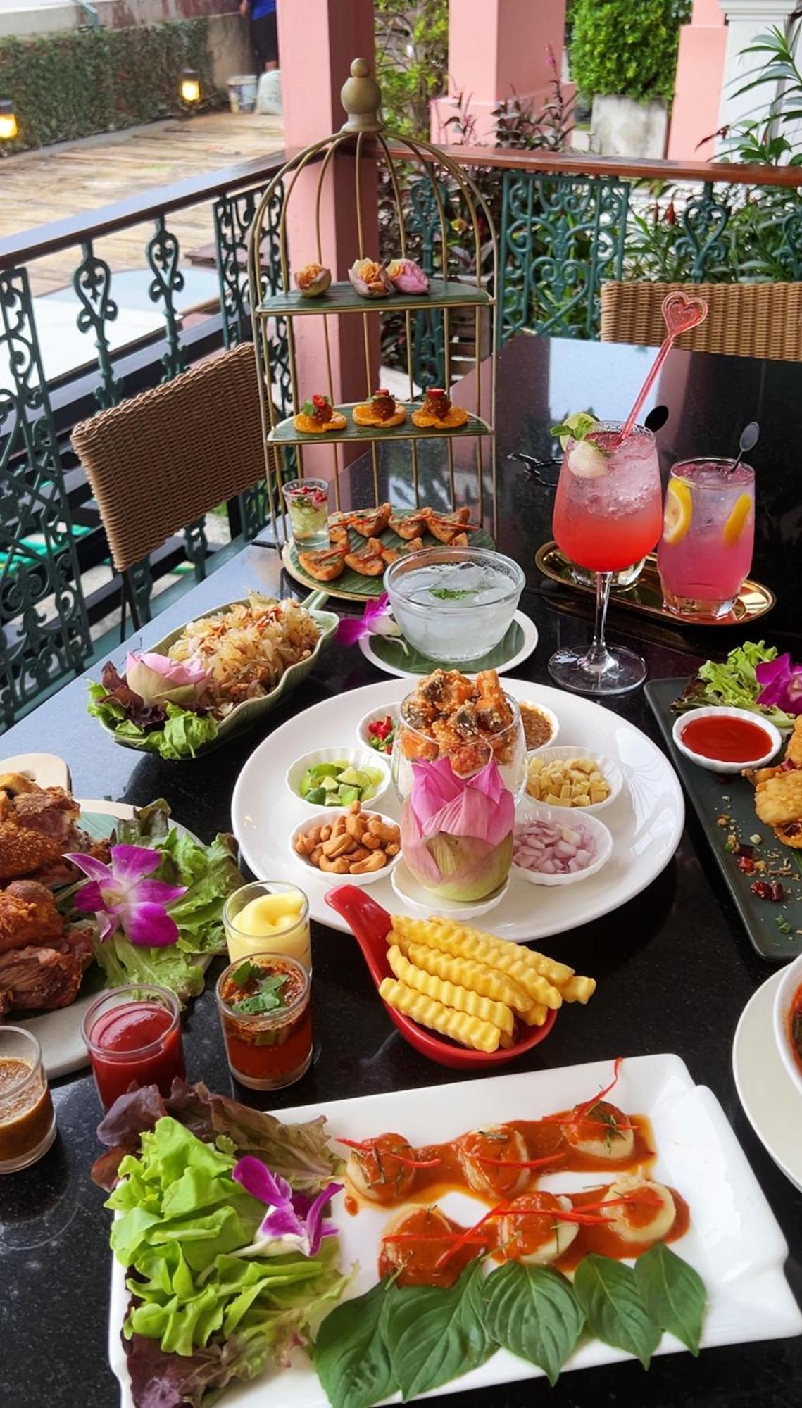 Hiranyakul House Hotel Bangkok Ngoại thất bức ảnh