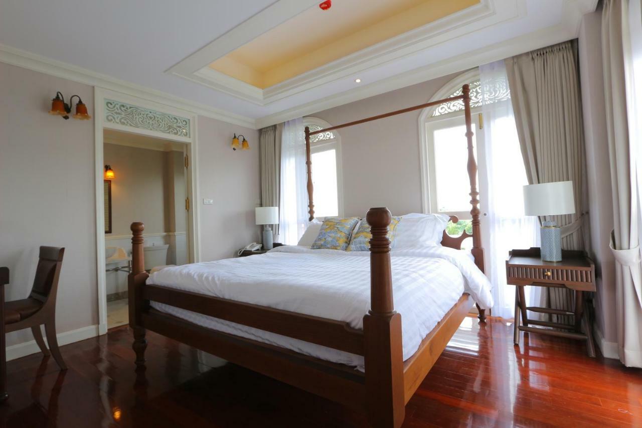 Hiranyakul House Hotel Bangkok Ngoại thất bức ảnh