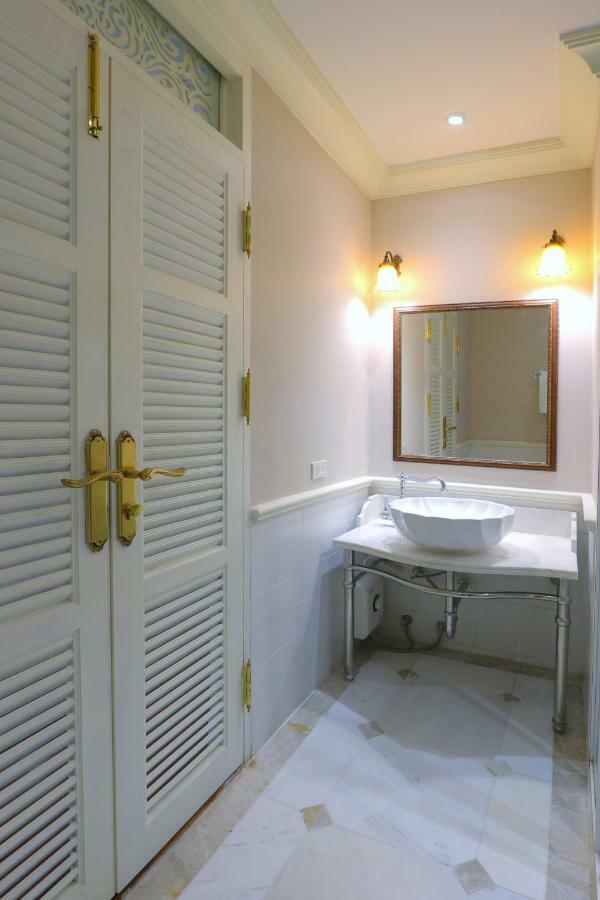 Hiranyakul House Hotel Bangkok Ngoại thất bức ảnh